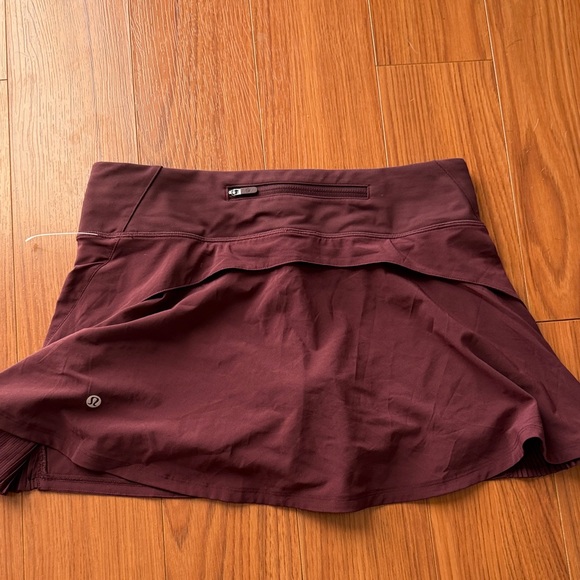 Lululemon Athletica Maroon Skort - Picture 4 of 4